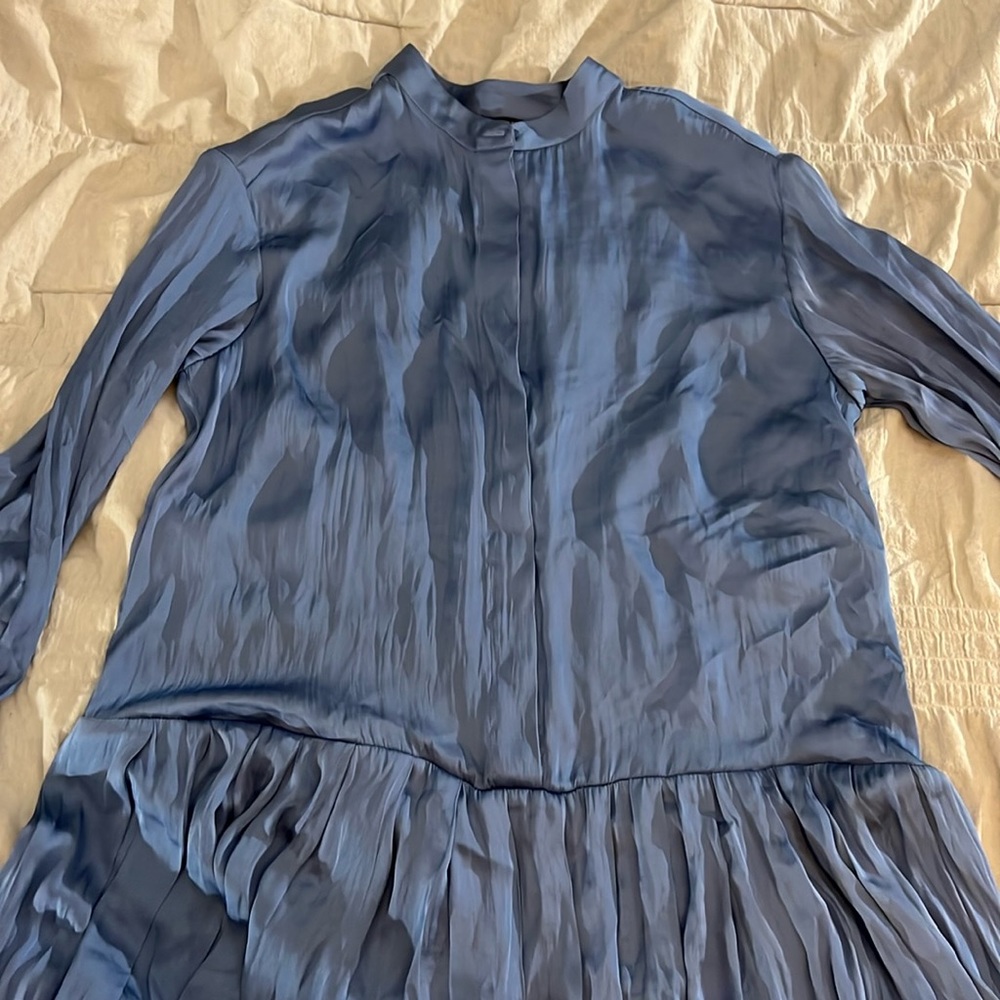 Long sleeve blue midi dress